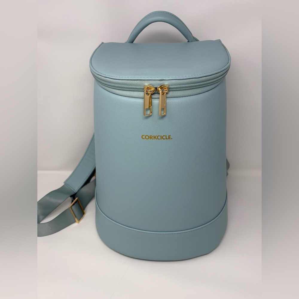 CORKCICLE EOLA BUCKET COOLER BAG! Almost new! Seafood blue color! Gold accents!
